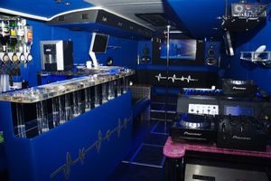 partybus-w-pradze3